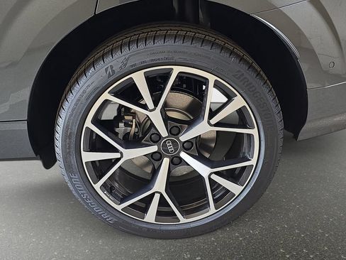 New 2026 Audi Q3 quattro 2.0T AWD/4WD image 34