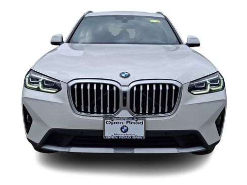 Used 2024 BMW X3 xDrive30i w/ Premium Package AWD/4WD image 2