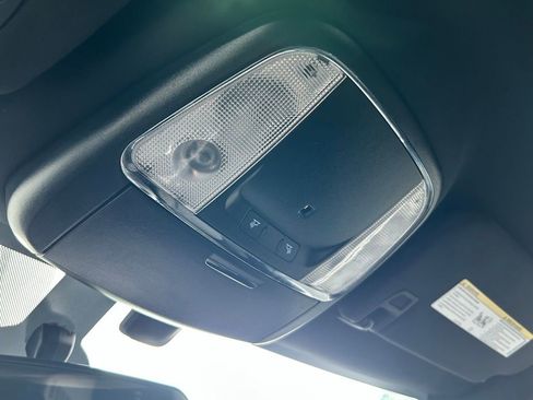 Used 2019 Jeep Grand Cherokee Laredo image 45