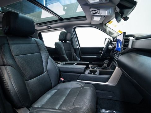 Used 2024 Toyota Tundra Limited image 17