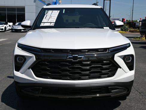 New 2026 Chevrolet TrailBlazer ACTIV w/ Convenience Package FWD image 3