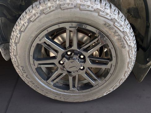 Used 2019 Toyota Tundra SR5 w/ SR5 Upgrade Package RWD image 14