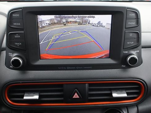 Used 2020 Hyundai Kona Limited image 21