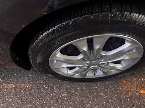 Used 2013 Kia Optima LX image 10