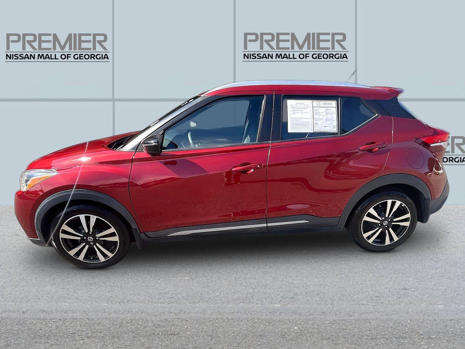 Certified 2019 Nissan Kicks SR w/ SR Premium Package FWD image 4