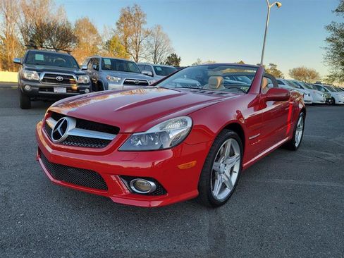 Used 2011 Mercedes-Benz SL 550 image 13