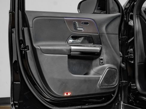 Used 2023 Mercedes-Benz GLA 250 image 41