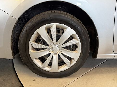 Used 2020 Subaru Impreza 2.0i AWD/4WD image 25