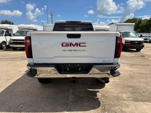 New 2026 GMC Sierra 2500 SLT AWD/4WD image 4