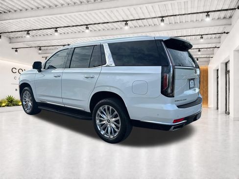 Used 2021 Cadillac Escalade Premium Luxury RWD image 11
