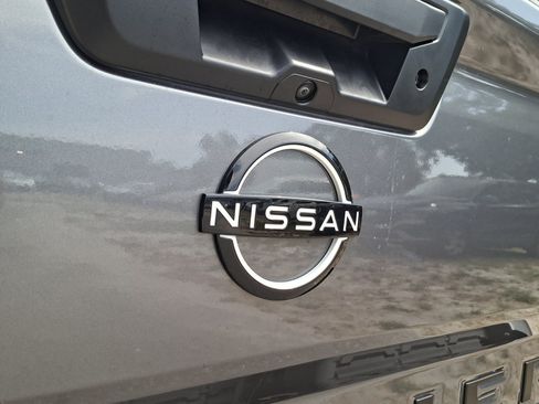New 2026 Nissan Frontier SV w/ SV Convenience Package AWD/4WD image 15