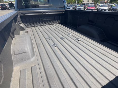 New 2026 GMC Sierra 3500 Denali w/ Denali Reserve Package AWD/4WD image 7
