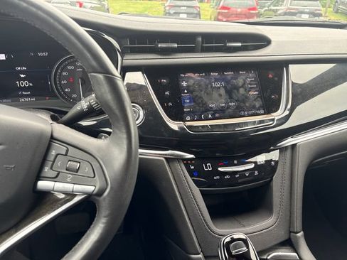 Used 2023 Cadillac XT6 Premium Luxury w/ Technology Package AWD/4WD image 24