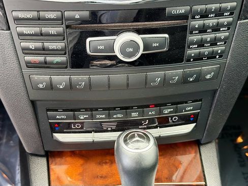 Used 2012 Mercedes-Benz E 350 Cabriolet image 29