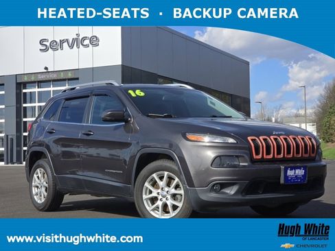 Used 2016 Jeep Cherokee Latitude w/ Safety/Convenience Group image 1