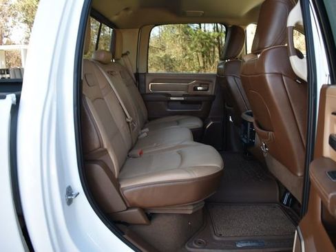 Used 2019 RAM 2500 Limited image 15