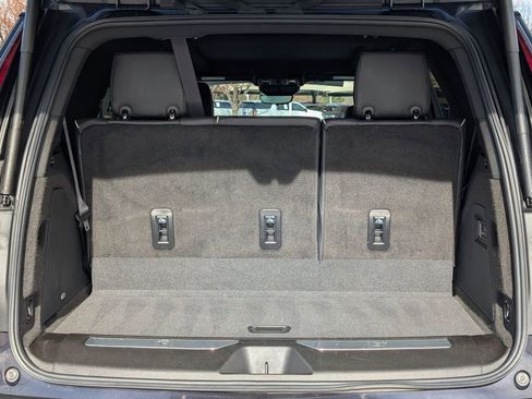 Certified 2024 Cadillac Escalade Premium Luxury w/ Performance Package image 19