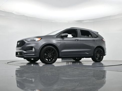 Certified 2021 Ford Edge ST-Line FWD image 38