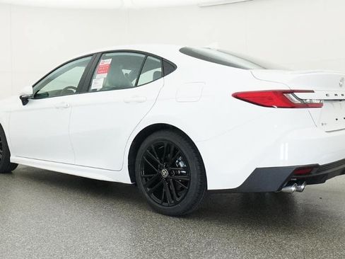 Used 2026 Toyota Camry SE FWD image 43