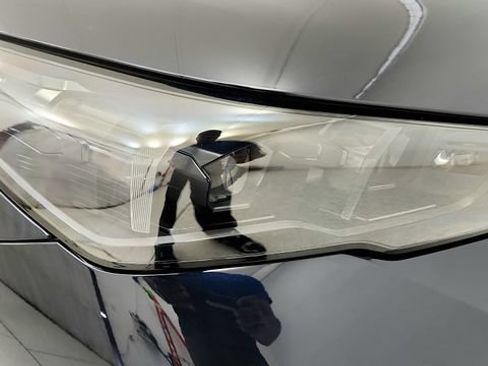 Used 2024 BMW i5 eDrive40i w/ M Sport Package RWD image 22