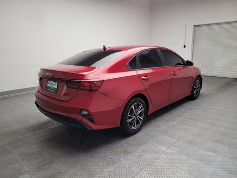Used 2022 Kia Forte LXS FWD image 9