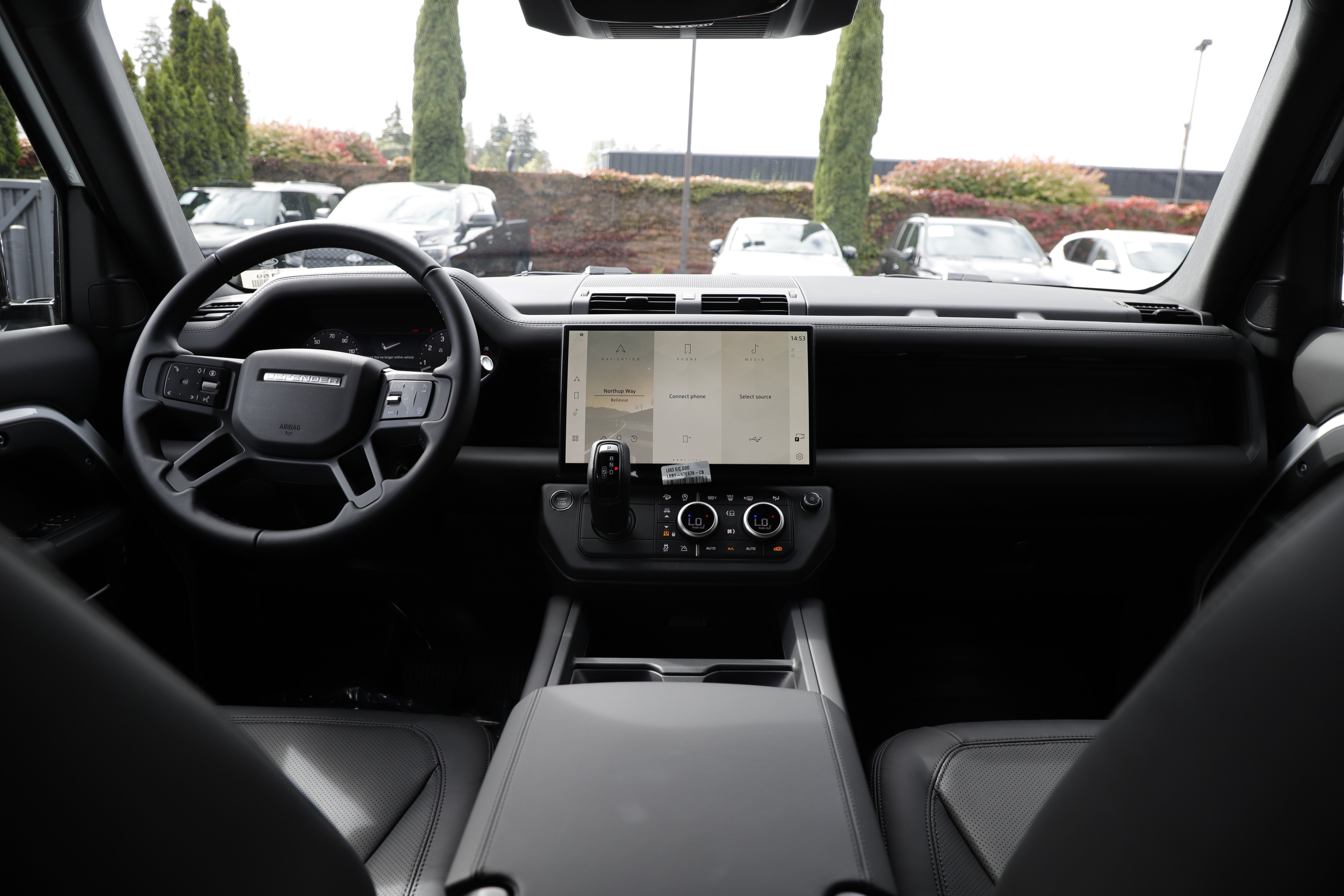 New 2026 Land Rover Defender 110 X-Dynamic SE AWD/4WD image 12