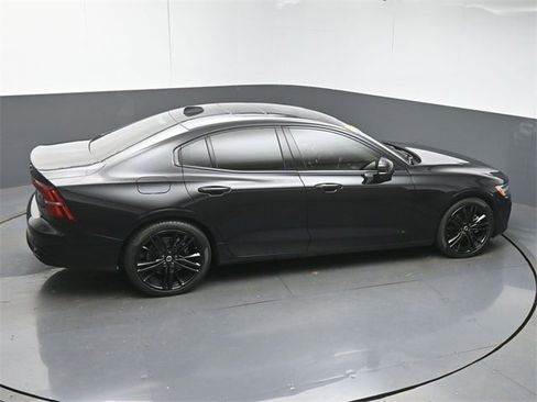 Certified 2024 Volvo S60 B5 Plus image 45