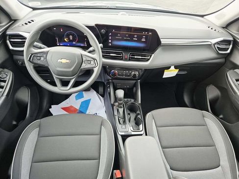 Used 2026 Chevrolet TrailBlazer LT w/ Driver Confidence Package FWD image 6