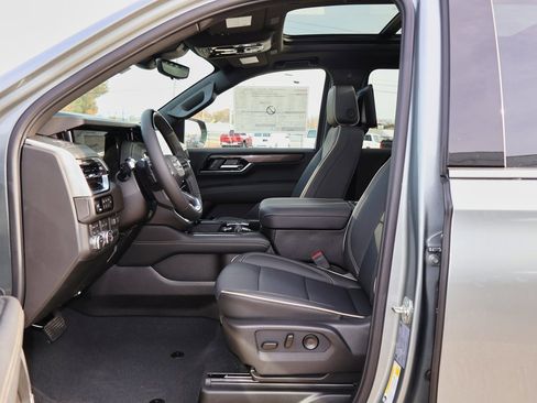 New 2026 GMC Yukon XL Elevation image 9