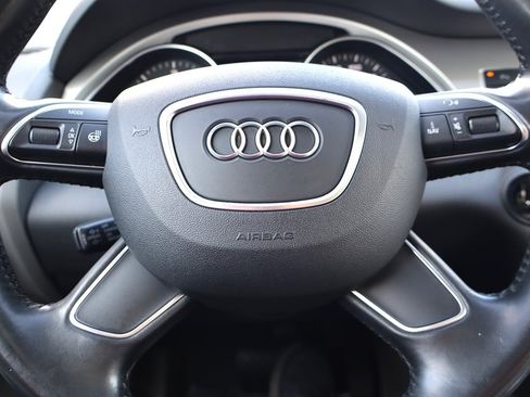Used 2015 Audi Q7 TDI Premium Plus w/ Premium Plus Package AWD/4WD image 37