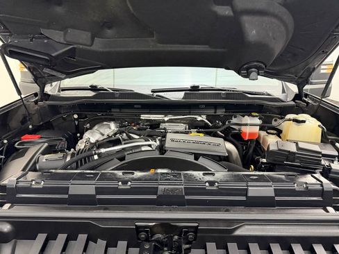Used 2022 Chevrolet Silverado 2500 LTZ w/ LTZ Plus Package AWD/4WD image 36