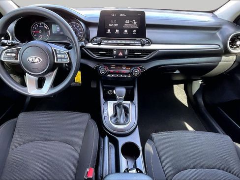 Used 2019 Kia Forte LXS FWD image 14