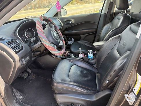 Used 2019 Jeep Compass Limited AWD/4WD image 10