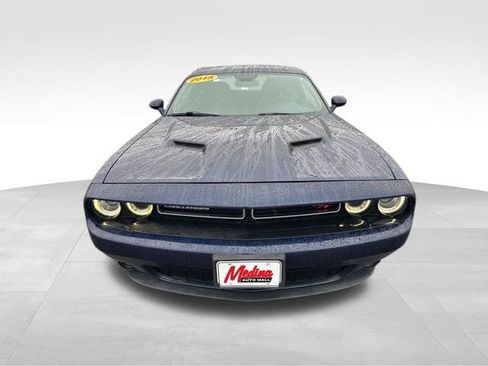 Used 2015 Dodge Challenger R/T w/ Quick Order Package 22B R/T image 2