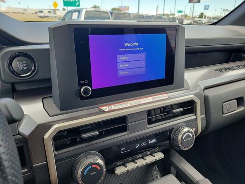 Used 2025 Toyota Tacoma SR5 image 13