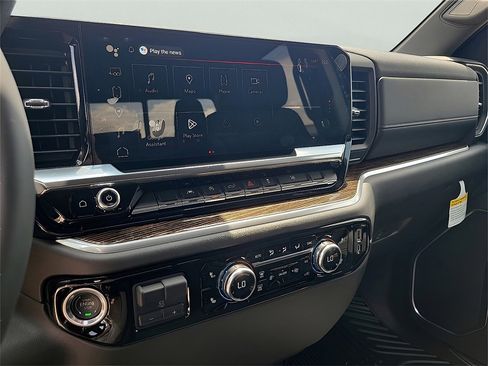 New 2026 GMC Sierra 1500 SLE w/ Preferred Package image 19