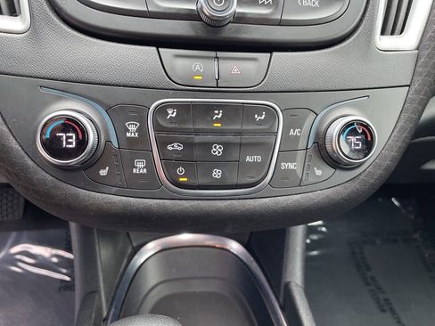 Used 2023 Chevrolet Malibu LT image 18