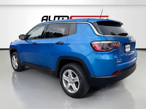 Used 2024 Jeep Compass Sport image 5