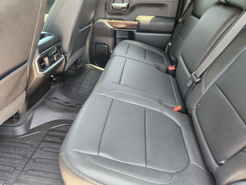 Used 2021 GMC Sierra 1500 SLT w/ SLT Convenience Package AWD/4WD image 12