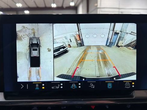 Used 2025 Chevrolet Silverado 2500 LTZ w/ Z71 Chrome Sport Edition image 26