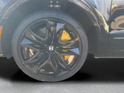 New 2026 Bentley Bentayga Speed image 16