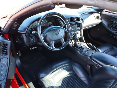 Used 2000 Chevrolet Corvette Convertible image 14