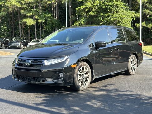 Used 2026 Honda Odyssey Elite image 5
