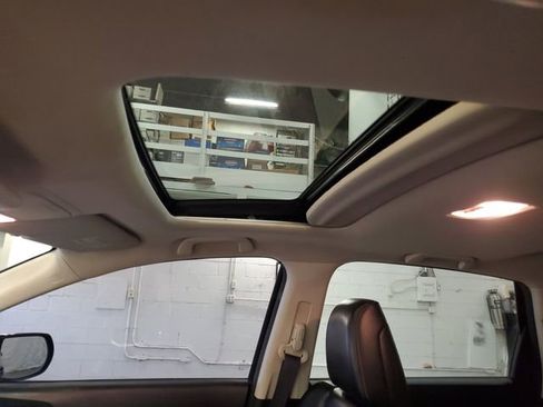 Used 2015 Honda CR-V EX-L image 22