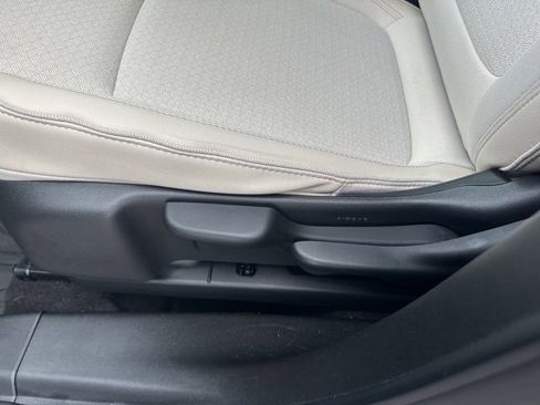 Used 2021 Buick Encore GX Preferred w/ Sport Touring Package image 11