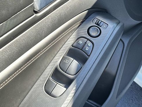Used 2021 Nissan Altima 2.5 SR FWD image 21
