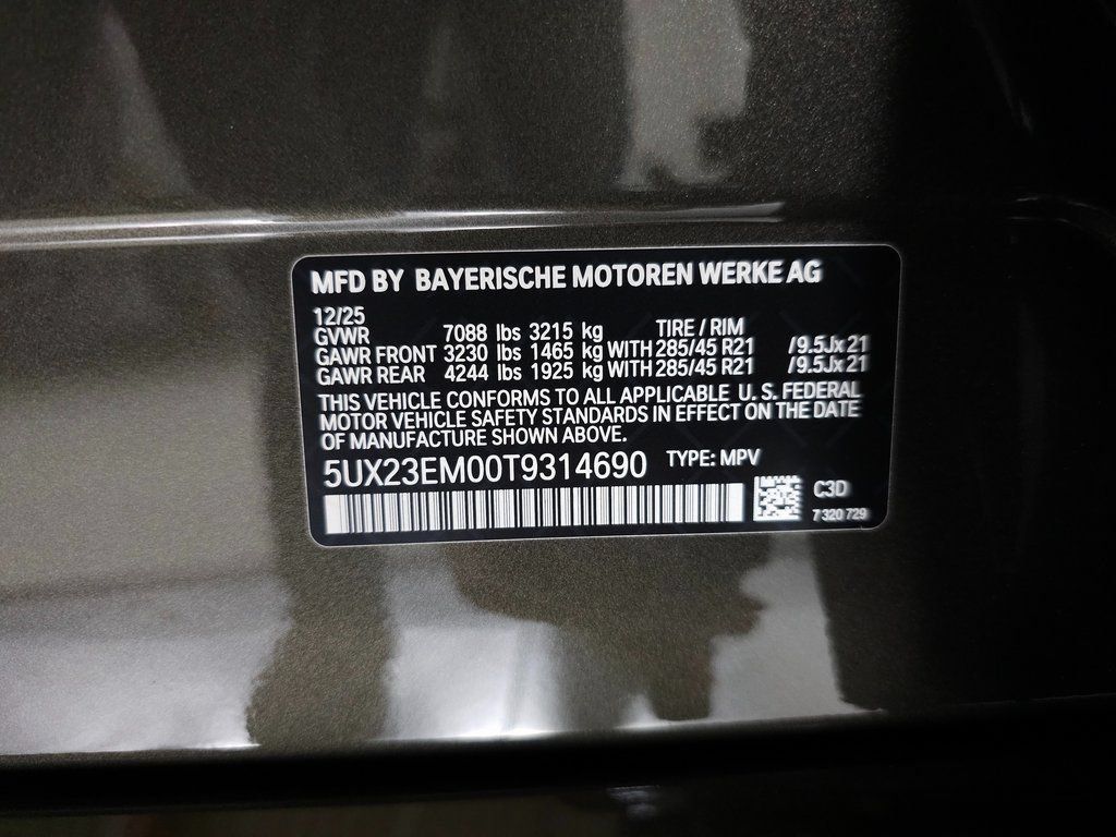 Used 2026 BMW X7 xDrive40i w/ M Sport Package AWD/4WD image 36