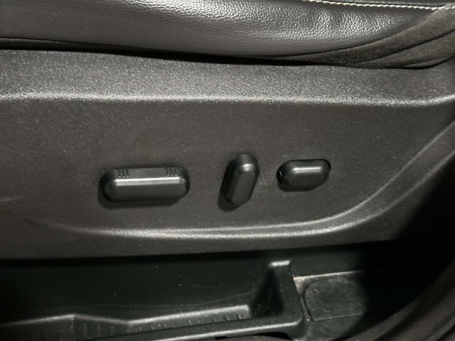 Used 2019 Ford Escape SEL AWD/4WD image 14