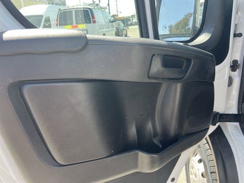 Used 2023 RAM ProMaster 2500 FWD image 13