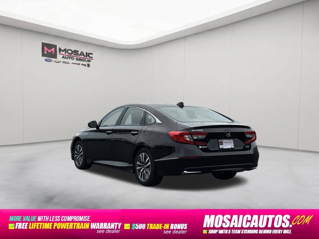 Used 2019 Honda Accord Touring image 5